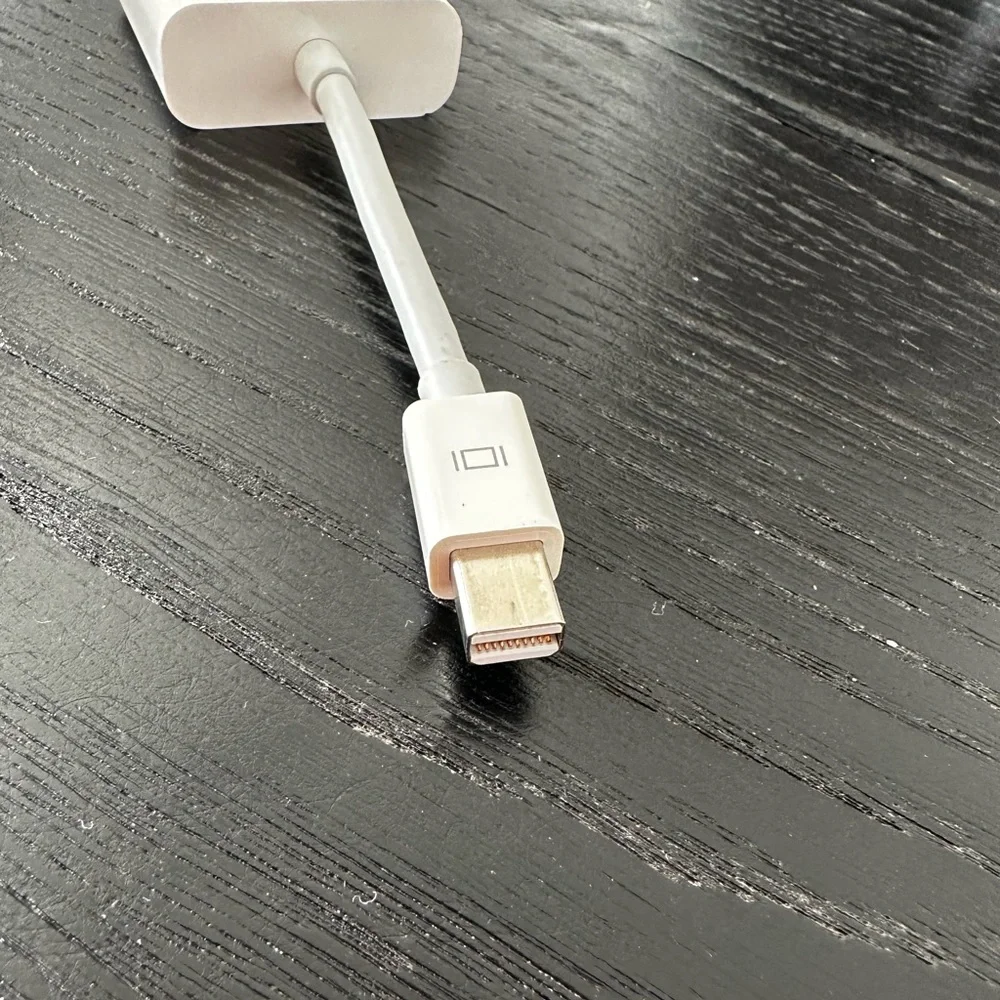 Apple MB570Z/B Mini DisplayPort to DVI Adapter